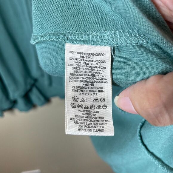 Free People Into the Night Green Tiered Short Sleeve Tee Size XS Oversized - Picture 7 of 10